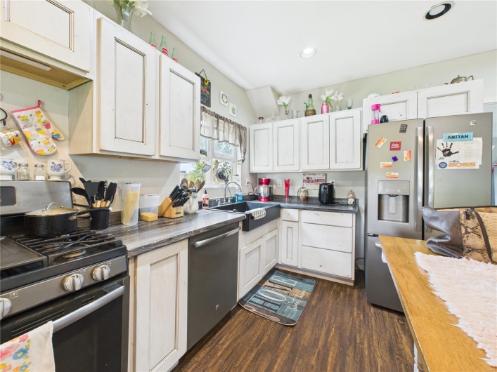 4627 County Road 651, Bernie, Missouri 63822, 2 Bedrooms Bedrooms, 6 Rooms Rooms,1 BathroomBathrooms,Residential,For Sale,County Road 651,MAR25023910