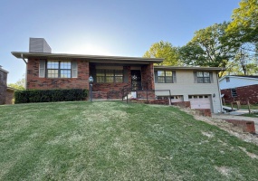 2925 Wayne Avenue, Poplar Bluff, Missouri 63901, 3 Bedrooms Bedrooms, 8 Rooms Rooms,2 BathroomsBathrooms,Residential,For Sale,Wayne,MAR25023879