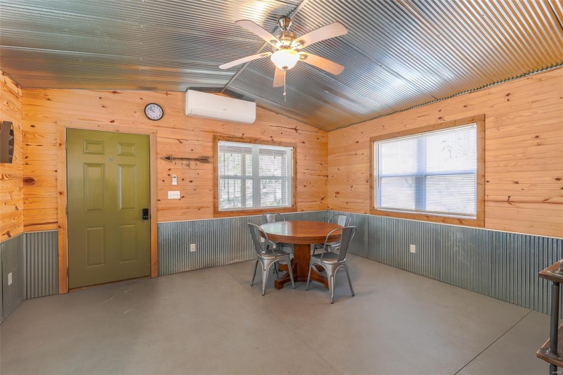 141 Rockwood Point Road, Wappapello, Missouri 63966, 2 Bedrooms Bedrooms, 6 Rooms Rooms,1 BathroomBathrooms,Residential,For Sale,Rockwood Point,MAR25023959