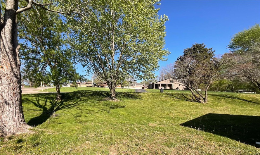 3103 Bloomfield Road, Cape Girardeau, Missouri 63703, 3 Bedrooms Bedrooms, 6 Rooms Rooms,2 BathroomsBathrooms,Residential,For Sale,Bloomfield,MAR25023935