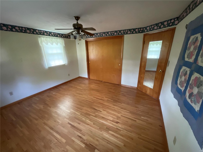 3103 Bloomfield Road, Cape Girardeau, Missouri 63703, 3 Bedrooms Bedrooms, 6 Rooms Rooms,2 BathroomsBathrooms,Residential,For Sale,Bloomfield,MAR25023935