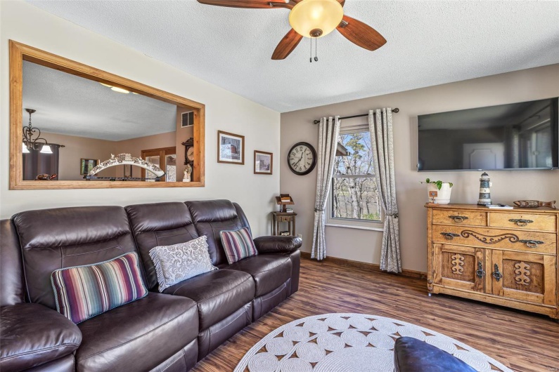 13145 Wanda Lee Lane, Ste Genevieve, Missouri 63670, 2 Bedrooms Bedrooms, 7 Rooms Rooms,2 BathroomsBathrooms,Residential,For Sale,Wanda Lee,MAR25023230