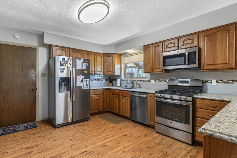 13145 Wanda Lee Lane, Ste Genevieve, Missouri 63670, 2 Bedrooms Bedrooms, 7 Rooms Rooms,2 BathroomsBathrooms,Residential,For Sale,Wanda Lee,MAR25023230