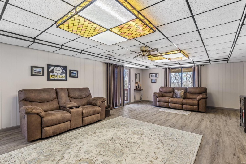 13145 Wanda Lee Lane, Ste Genevieve, Missouri 63670, 2 Bedrooms Bedrooms, 7 Rooms Rooms,2 BathroomsBathrooms,Residential,For Sale,Wanda Lee,MAR25023230