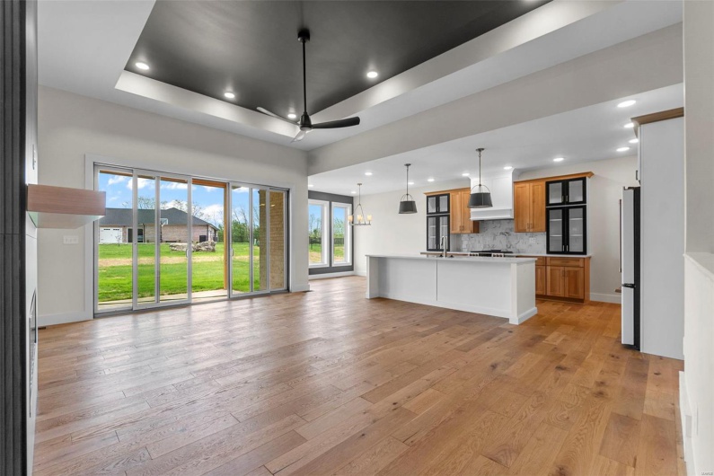 1614 Warren Lake Drive, Jackson, Missouri 63755, 5 Bedrooms Bedrooms, 5 Rooms Rooms,3 BathroomsBathrooms,Residential,For Sale,Warren Lake Drive,MAR25024054
