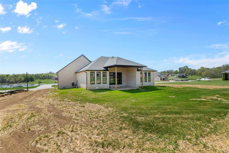 1614 Warren Lake Drive, Jackson, Missouri 63755, 5 Bedrooms Bedrooms, 5 Rooms Rooms,3 BathroomsBathrooms,Residential,For Sale,Warren Lake Drive,MAR25024054