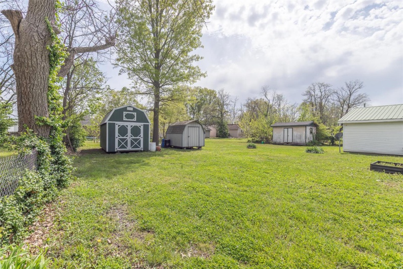712 Nickey Street, Poplar Bluff, Missouri 63901, 2 Bedrooms Bedrooms, 5 Rooms Rooms,1 BathroomBathrooms,Residential,For Sale,Nickey,MAR25024191