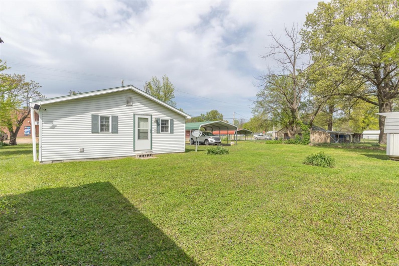712 Nickey Street, Poplar Bluff, Missouri 63901, 2 Bedrooms Bedrooms, 5 Rooms Rooms,1 BathroomBathrooms,Residential,For Sale,Nickey,MAR25024191