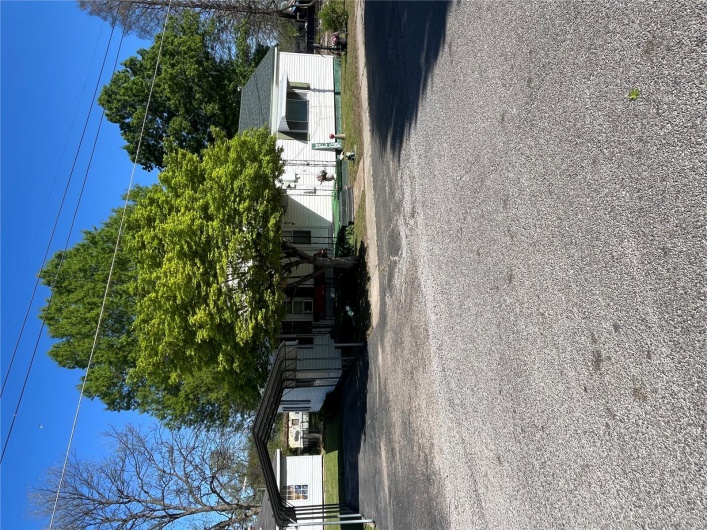 316 Bellvue Street, Steele, Missouri 63877, 2 Bedrooms Bedrooms, 7 Rooms Rooms,1 BathroomBathrooms,Residential,For Sale,Bellvue,MAR25024249
