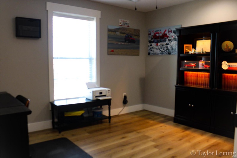 303 Orange Bowl Drive, Cape Girardeau, Missouri 63701, 5 Bedrooms Bedrooms, 11 Rooms Rooms,3 BathroomsBathrooms,Residential,For Sale,Orange Bowl,MAR25024177