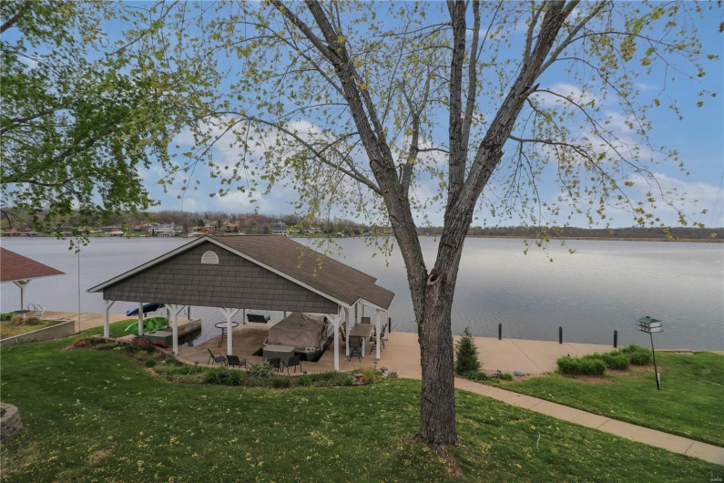 616 Capri Drive, Bonne Terre, Missouri 63628, 4 Bedrooms Bedrooms, 8 Rooms Rooms,3 BathroomsBathrooms,Residential,For Sale,Capri,MAR25023773