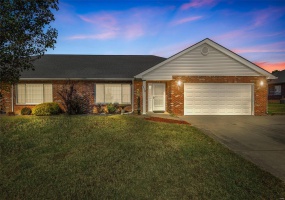 119 Ohio Court, Farmington, Missouri 63640, 2 Bedrooms Bedrooms, 5 Rooms Rooms,2 BathroomsBathrooms,Residential,For Sale,Ohio,MAR24066337