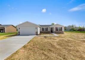 112 Tupelo Street, Advance, Missouri 63730, 3 Bedrooms Bedrooms, 6 Rooms Rooms,2 BathroomsBathrooms,Residential,For Sale,Tupelo,MAR25024460
