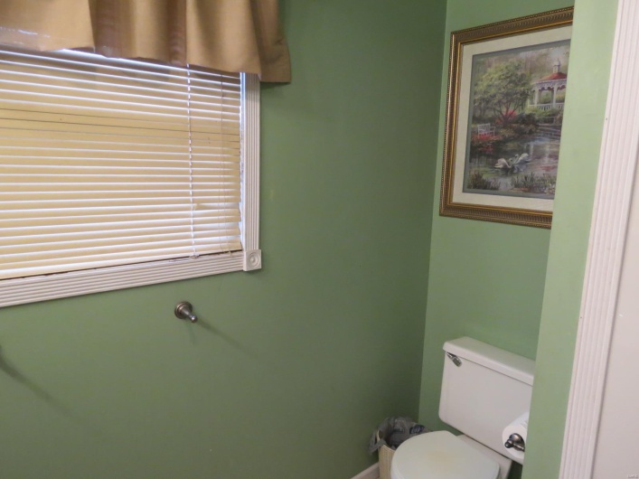 112 Riverside Drive, Arcadia, Missouri 63621, 3 Bedrooms Bedrooms, 5 Rooms Rooms,2 BathroomsBathrooms,Residential,For Sale,Riverside,MAR25024481