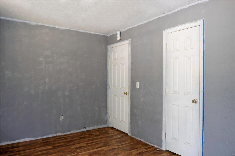 1109 Beverly Dr, Wappapello, Missouri 63966, ,Residential Income,For Sale,Beverly Dr,MAR25024328