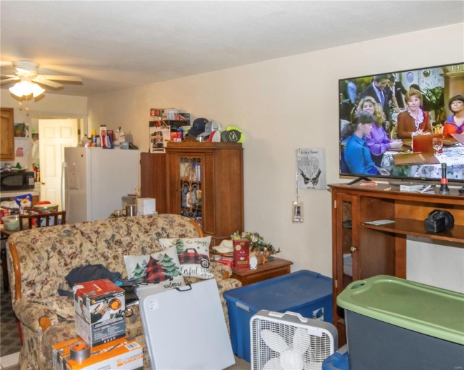 1109 Beverly Dr, Wappapello, Missouri 63966, ,Residential Income,For Sale,Beverly Dr,MAR25024328