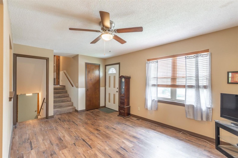 2007 Brentwood Road, Poplar Bluff, Missouri 63901, 3 Bedrooms Bedrooms, 9 Rooms Rooms,1 BathroomBathrooms,Residential,For Sale,Brentwood,MAR25024597