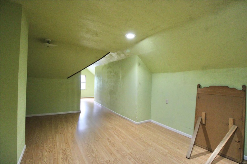 1115 Spring Street, Poplar Bluff, Missouri 63901, 4 Bedrooms Bedrooms, 7 Rooms Rooms,1 BathroomBathrooms,Residential,For Sale,Spring,MAR25024646