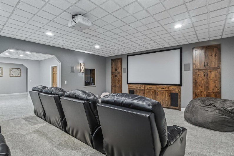 312 Oak Forest Drive, Jackson, Missouri 63755, 6 Bedrooms Bedrooms, 10 Rooms Rooms,4 BathroomsBathrooms,Residential,For Sale,Oak Forest,MAR25024024