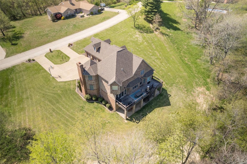 312 Oak Forest Drive, Jackson, Missouri 63755, 6 Bedrooms Bedrooms, 10 Rooms Rooms,4 BathroomsBathrooms,Residential,For Sale,Oak Forest,MAR25024024