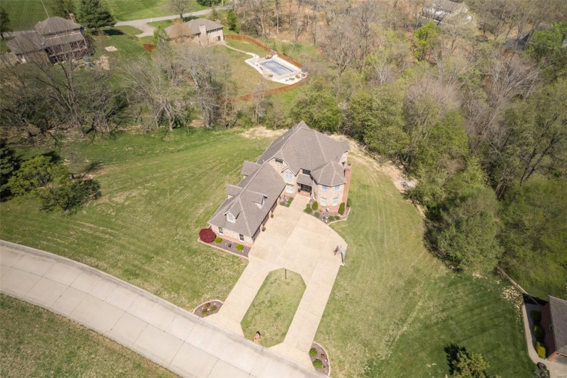 312 Oak Forest Drive, Jackson, Missouri 63755, 6 Bedrooms Bedrooms, 10 Rooms Rooms,4 BathroomsBathrooms,Residential,For Sale,Oak Forest,MAR25024024