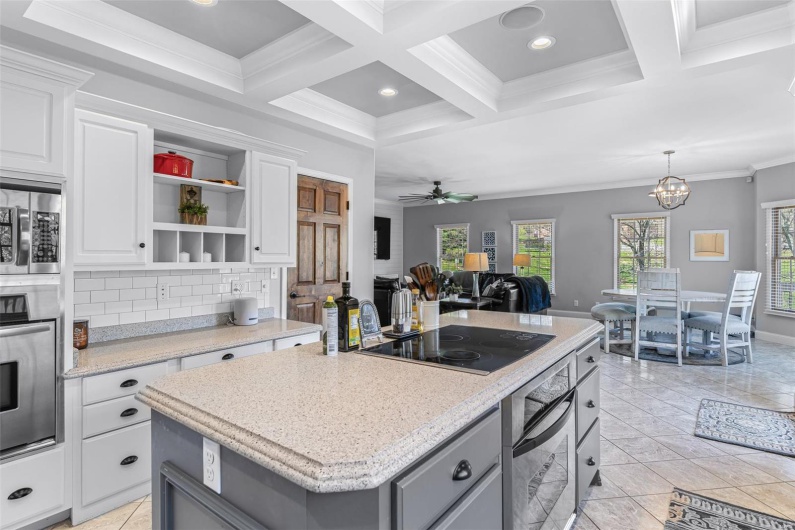 312 Oak Forest Drive, Jackson, Missouri 63755, 6 Bedrooms Bedrooms, 10 Rooms Rooms,4 BathroomsBathrooms,Residential,For Sale,Oak Forest,MAR25024024