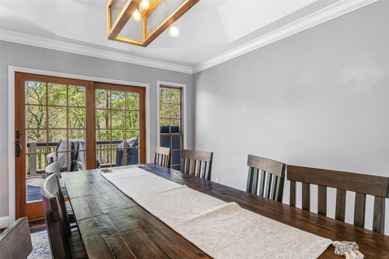 312 Oak Forest Drive, Jackson, Missouri 63755, 6 Bedrooms Bedrooms, 10 Rooms Rooms,4 BathroomsBathrooms,Residential,For Sale,Oak Forest,MAR25024024