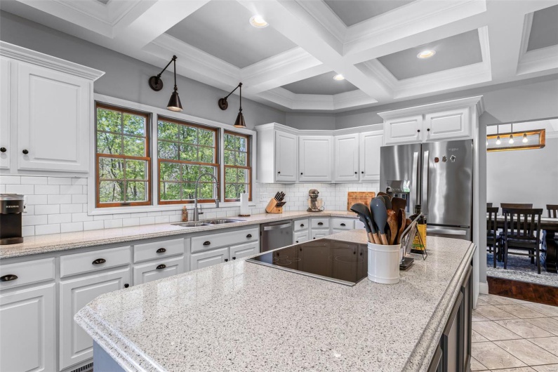 312 Oak Forest Drive, Jackson, Missouri 63755, 6 Bedrooms Bedrooms, 10 Rooms Rooms,4 BathroomsBathrooms,Residential,For Sale,Oak Forest,MAR25024024