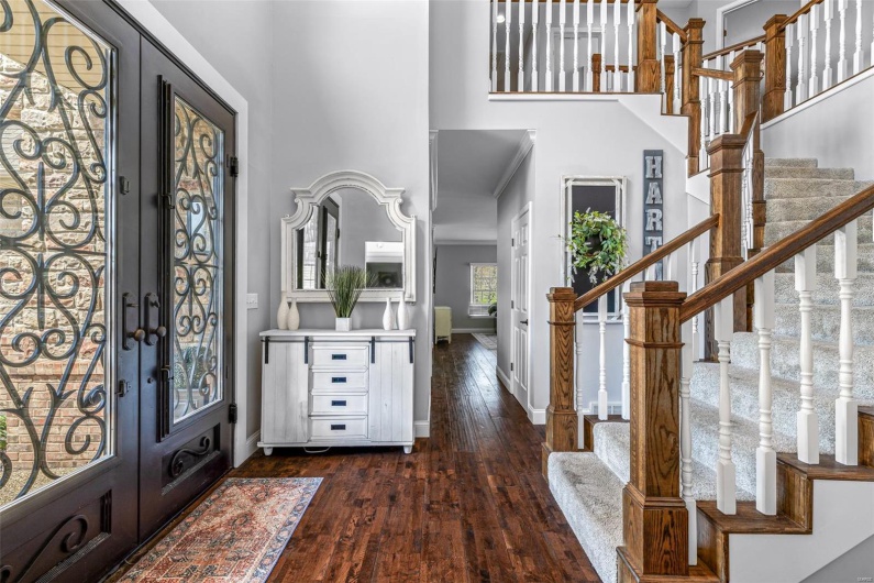 312 Oak Forest Drive, Jackson, Missouri 63755, 6 Bedrooms Bedrooms, 10 Rooms Rooms,4 BathroomsBathrooms,Residential,For Sale,Oak Forest,MAR25024024