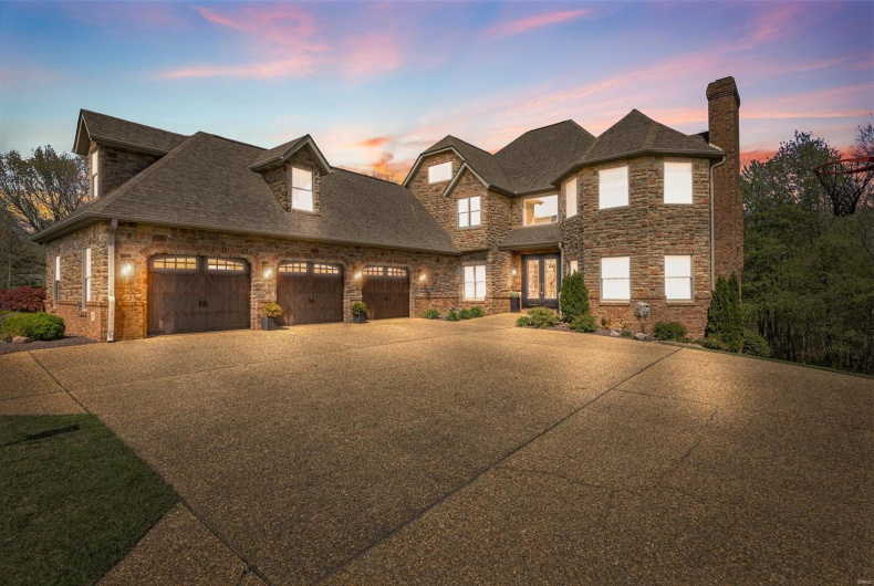 312 Oak Forest Drive, Jackson, Missouri 63755, 6 Bedrooms Bedrooms, 10 Rooms Rooms,4 BathroomsBathrooms,Residential,For Sale,Oak Forest,MAR25024024