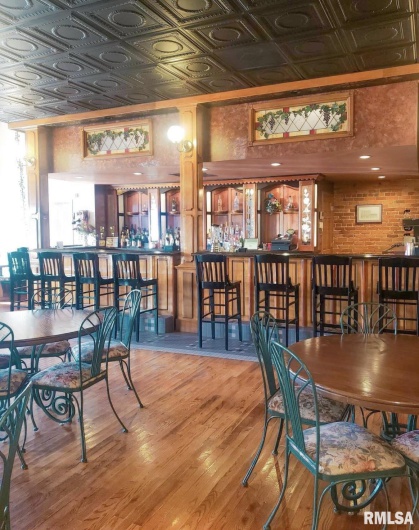 109 VIENNA Street, Anna, Illinois 62906, 0 , 0 ,0,Commercial Sale,For Sale,VIENNA,0,RMAQC4262439
