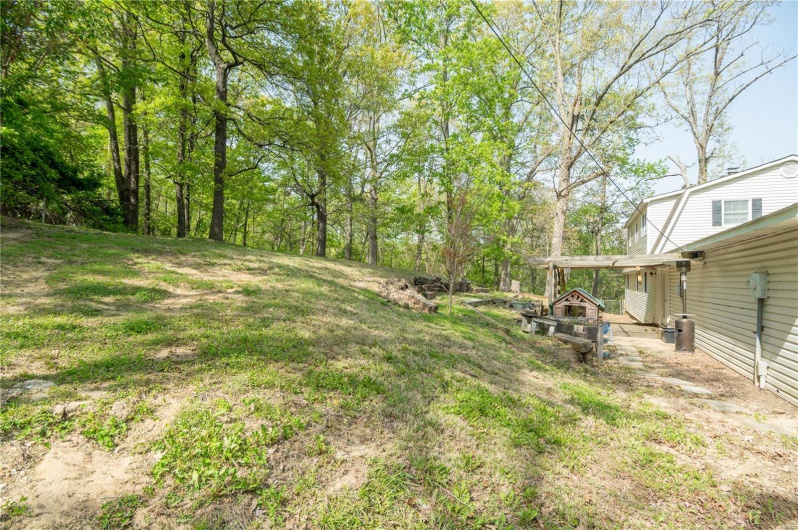 16747 Chalk Bluff Trail, Dexter, Missouri 63841, 4 Bedrooms Bedrooms, 10 Rooms Rooms,3 BathroomsBathrooms,Residential,For Sale,Chalk Bluff,MAR25024786