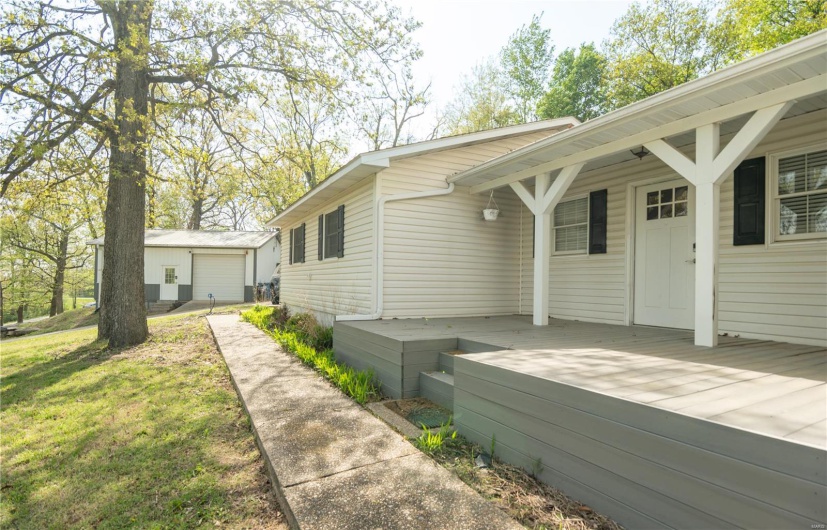 16747 Chalk Bluff Trail, Dexter, Missouri 63841, 4 Bedrooms Bedrooms, 10 Rooms Rooms,3 BathroomsBathrooms,Residential,For Sale,Chalk Bluff,MAR25024786