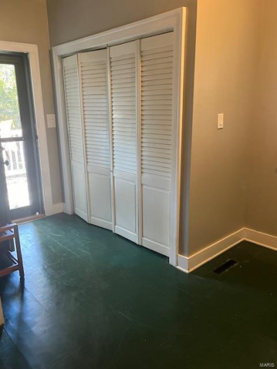 305 W. Washington St, Kennett, Missouri 63857, 4 Bedrooms Bedrooms, 12 Rooms Rooms,2 BathroomsBathrooms,Residential,For Sale,W. Washington St,MAR24068272