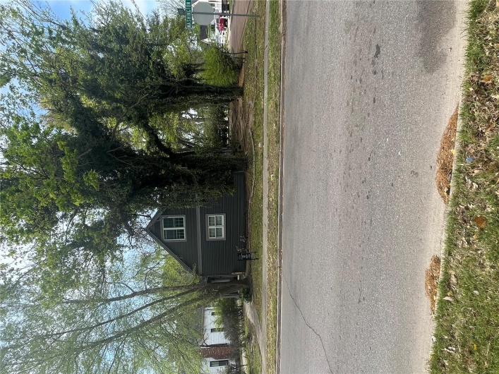 305 W. Washington St, Kennett, Missouri 63857, 4 Bedrooms Bedrooms, 12 Rooms Rooms,2 BathroomsBathrooms,Residential,For Sale,W. Washington St,MAR24068272
