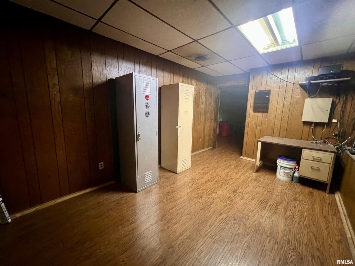 201 PARK Avenue, Herrin, Illinois 62948, 0 , 0 ,0,Commercial Sale,For Sale,PARK,0,RMAEB457606