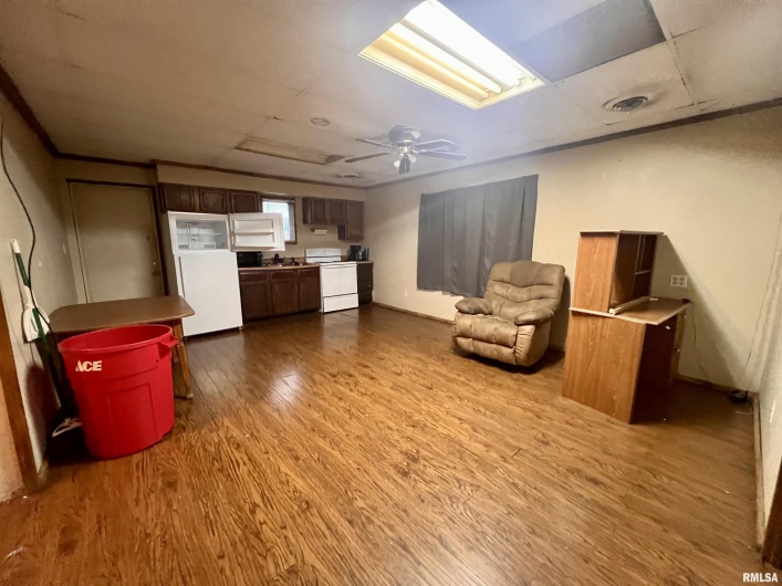 201 PARK Avenue, Herrin, Illinois 62948, 0 , 0 ,0,Commercial Sale,For Sale,PARK,0,RMAEB457606