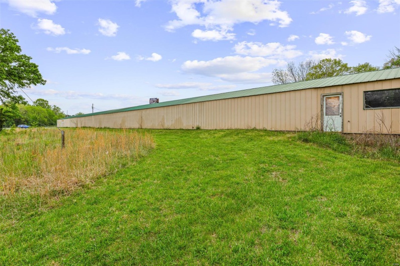 99 Roper Drive, Park Hills, Missouri 63601, ,Commercial Sale,For Sale,Roper,MAR25024836