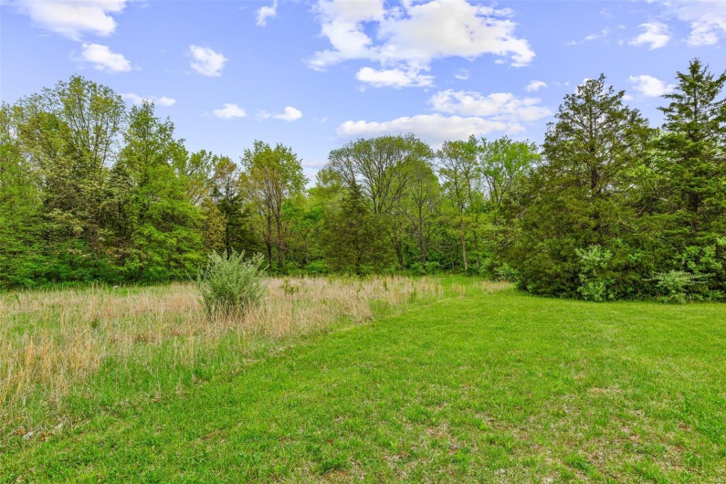 99 Roper Drive, Park Hills, Missouri 63601, ,Commercial Sale,For Sale,Roper,MAR25024836