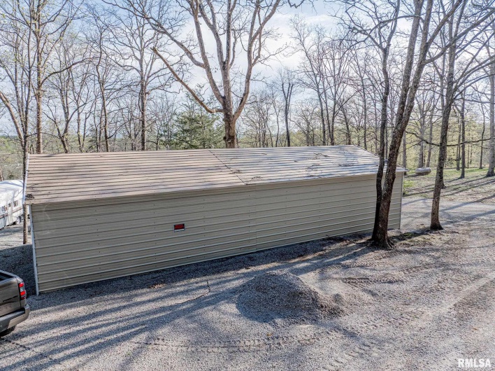 565 Dutton Chapel Road, Golconda, Illinois 62938, 3 Bedrooms Bedrooms, 0 ,2 BathroomsBathrooms,Residential,For Sale,Dutton Chapel,0,RMAEB457611
