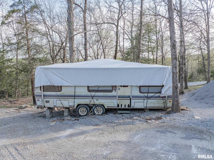 565 Dutton Chapel Road, Golconda, Illinois 62938, 3 Bedrooms Bedrooms, 0 ,2 BathroomsBathrooms,Residential,For Sale,Dutton Chapel,0,RMAEB457611