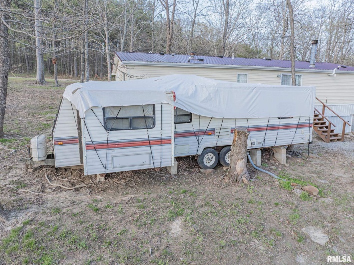 565 Dutton Chapel Road, Golconda, Illinois 62938, 3 Bedrooms Bedrooms, 0 ,2 BathroomsBathrooms,Residential,For Sale,Dutton Chapel,0,RMAEB457611