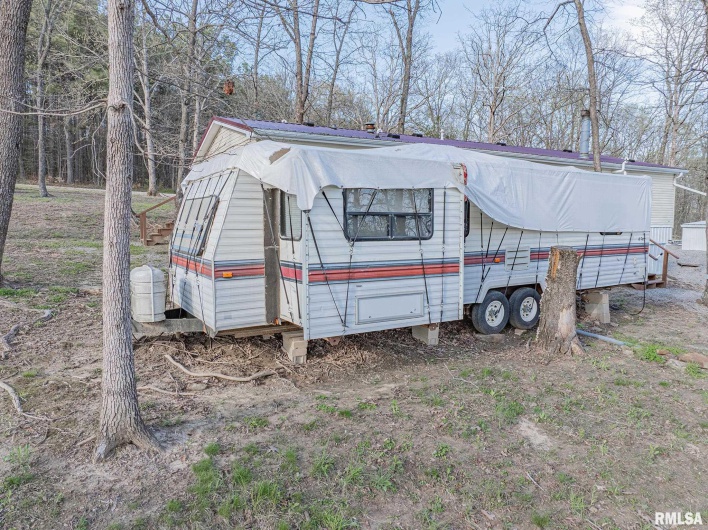 565 Dutton Chapel Road, Golconda, Illinois 62938, 3 Bedrooms Bedrooms, 0 ,2 BathroomsBathrooms,Residential,For Sale,Dutton Chapel,0,RMAEB457611