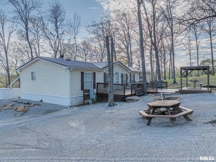 565 Dutton Chapel Road, Golconda, Illinois 62938, 3 Bedrooms Bedrooms, 0 ,2 BathroomsBathrooms,Residential,For Sale,Dutton Chapel,0,RMAEB457611