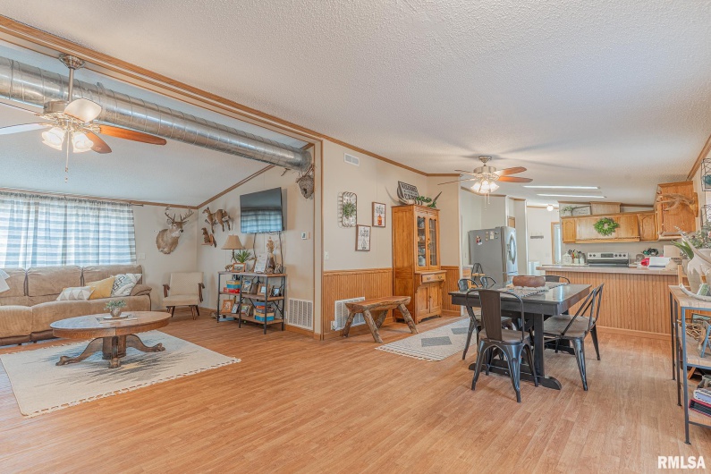 565 Dutton Chapel Road, Golconda, Illinois 62938, 3 Bedrooms Bedrooms, 0 ,2 BathroomsBathrooms,Residential,For Sale,Dutton Chapel,0,RMAEB457611