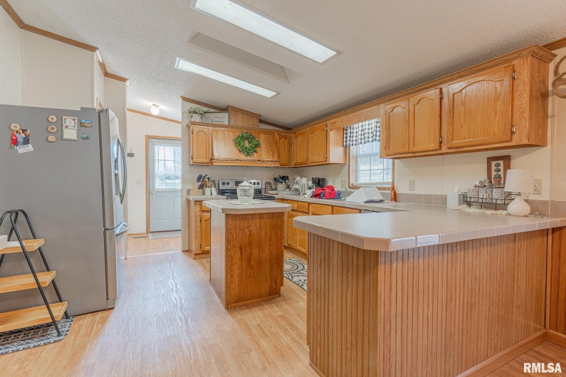 565 Dutton Chapel Road, Golconda, Illinois 62938, 3 Bedrooms Bedrooms, 0 ,2 BathroomsBathrooms,Residential,For Sale,Dutton Chapel,0,RMAEB457611