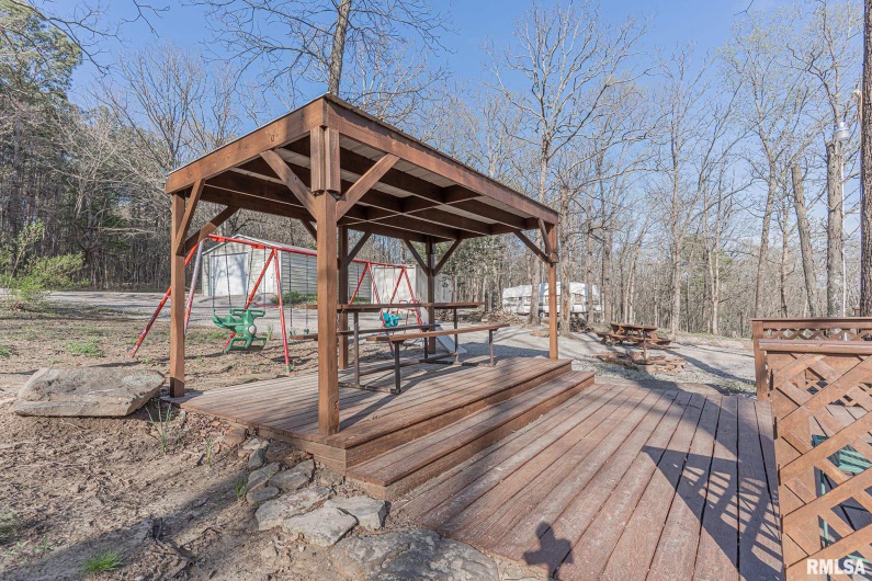 565 Dutton Chapel Road, Golconda, Illinois 62938, 3 Bedrooms Bedrooms, 0 ,2 BathroomsBathrooms,Residential,For Sale,Dutton Chapel,0,RMAEB457611
