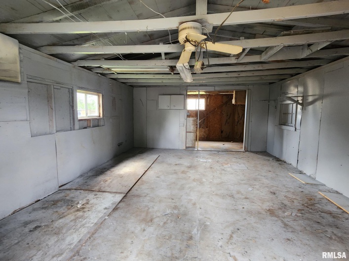 317 WASHINGTON Street, Sparta, Illinois 62286, 2 Bedrooms Bedrooms, 0 ,1 BathroomBathrooms,Residential,For Sale,WASHINGTON,0,RMAEB457613