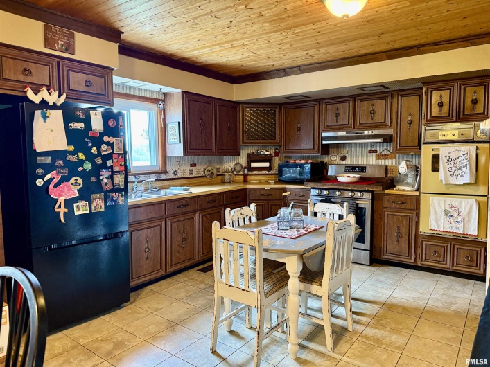 8806 Unionville Road, Brookport, Illinois 62910, 3 Bedrooms Bedrooms, 0 ,1 BathroomBathrooms,Residential,For Sale,Unionville,0,RMAEB457599