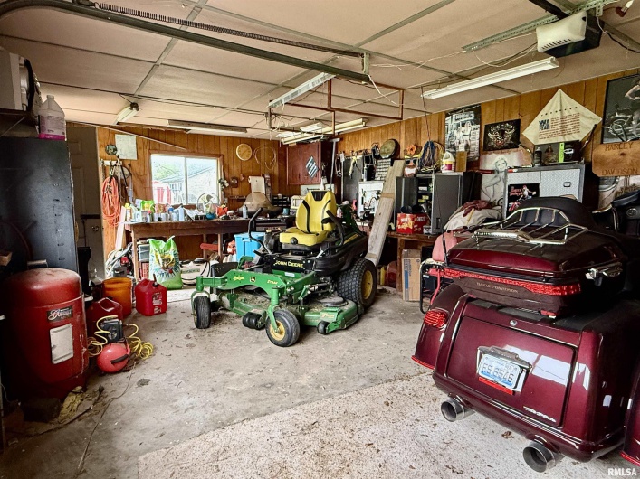 8806 Unionville Road, Brookport, Illinois 62910, 3 Bedrooms Bedrooms, 0 ,1 BathroomBathrooms,Residential,For Sale,Unionville,0,RMAEB457599